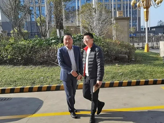 新春伊始，，，龙湾区空港管委会向导率队莅临集团走访慰问